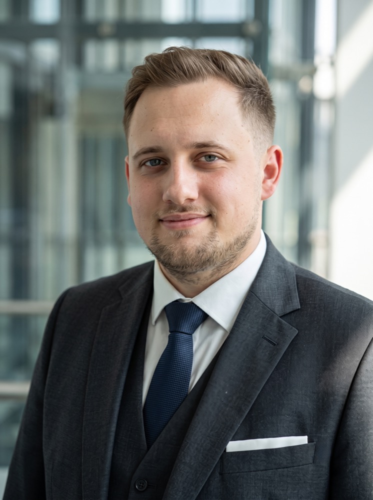 Dr. Eckl Gergő ügyvéd